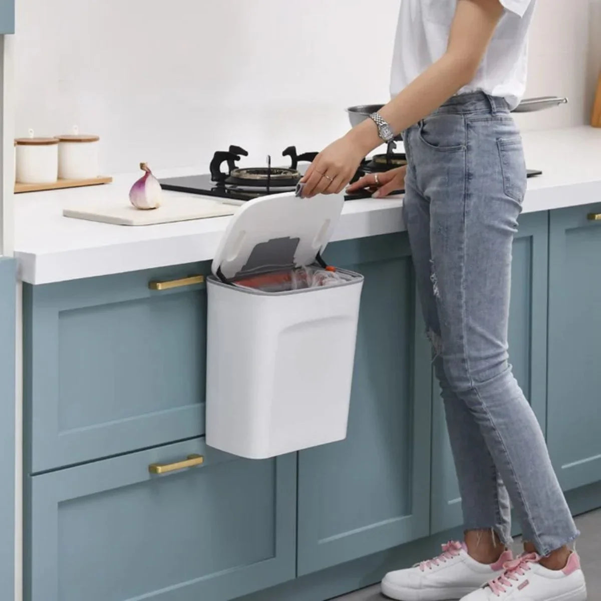 LixoFlex - Lixeira 9 Litros Pendurável e Veda Cheiros Com Adesivos ProFix