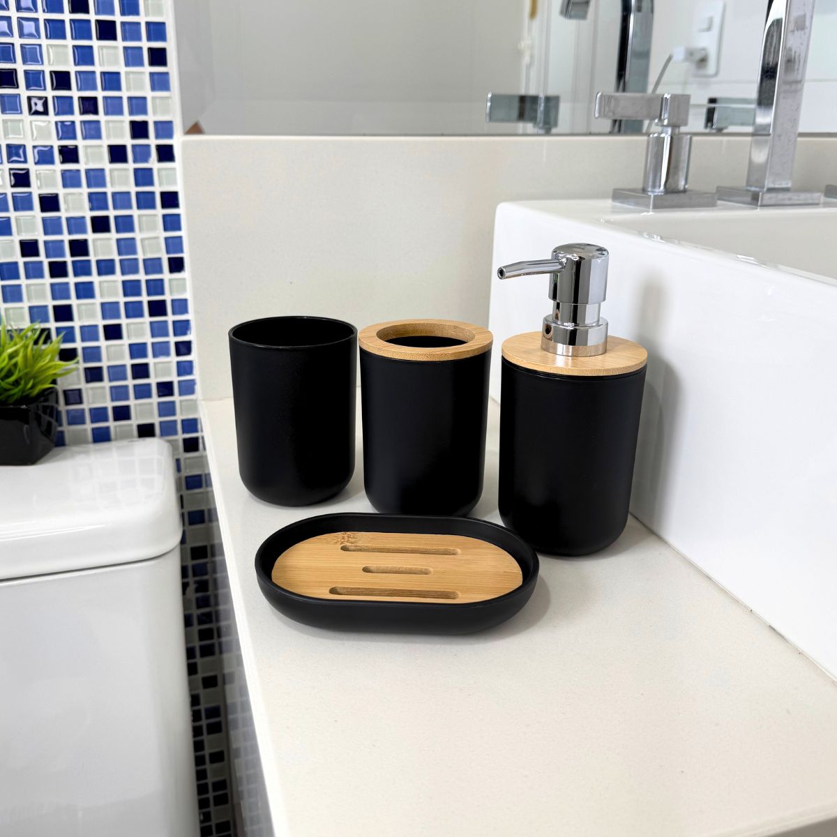 Kit Banheiro Lavabo Elegance – 5 Peças Dispenser, Porta Sabão e Porta-Objetos em Bambu