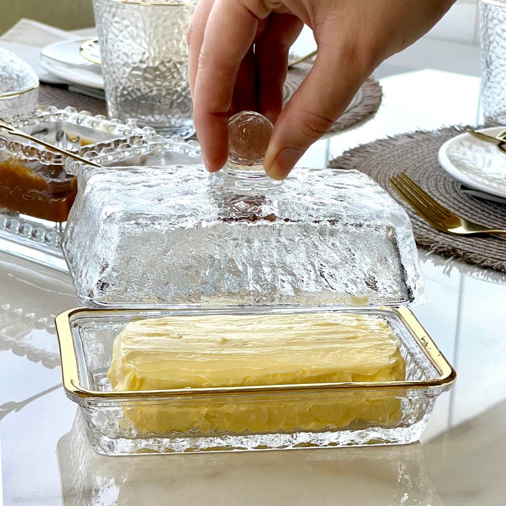 Manteigueira Petra Cristal Ecológico e Fio de Ouro com Tampa 17cm